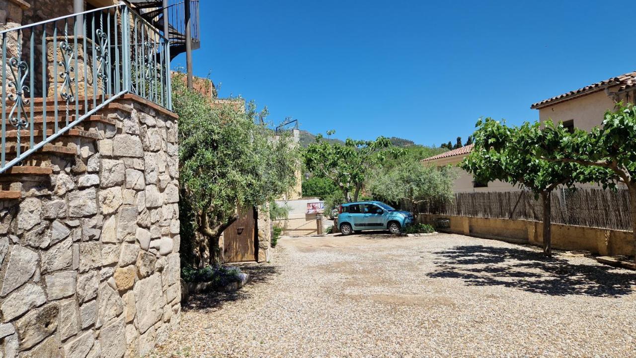 El Jardi De La Vileta - Cornudella De Montsant Exteriér fotografie